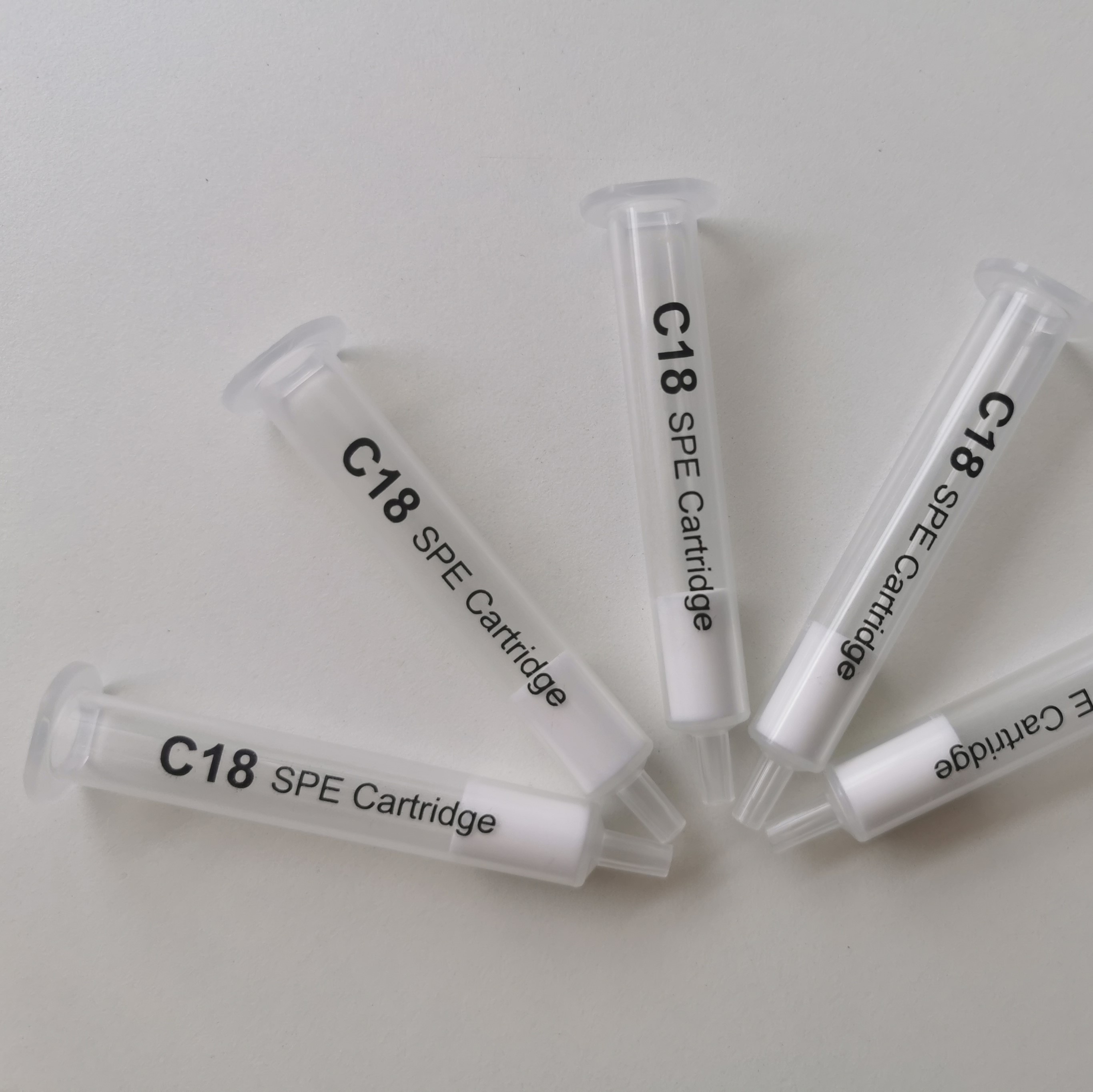 Solid phase extraction column